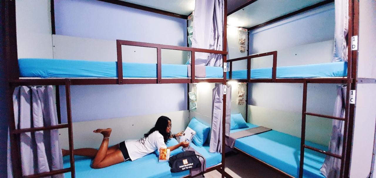 MADOR Malang Dorm Hostel Exterior foto
